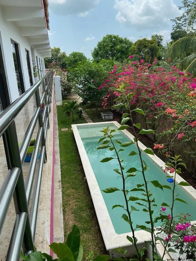 Bed & Breakfast Bed and Breakfast Casa Bugambilias Bacalar Mexiko