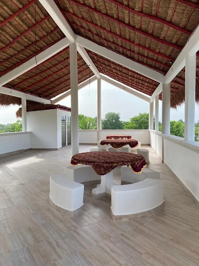 Bed & Breakfast Bed and Breakfast Casa Bugambilias Bacalar Mexiko